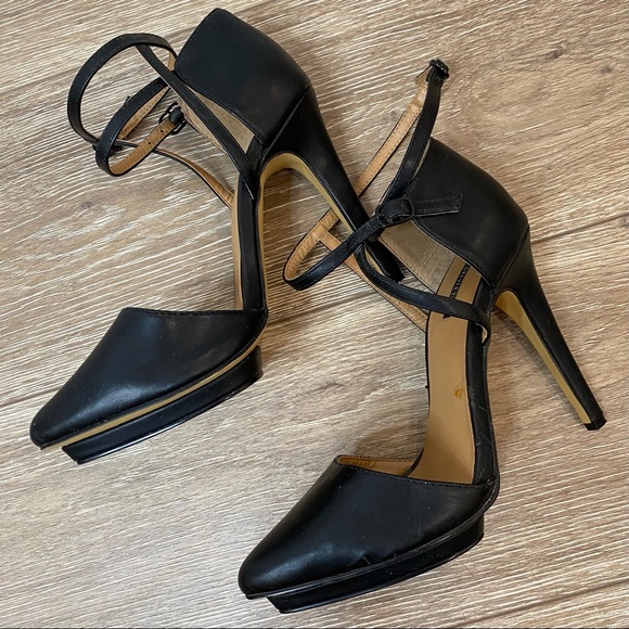 Forever 21 | Black Pointy Toe Platform Stiletto - Picture 9 of 13